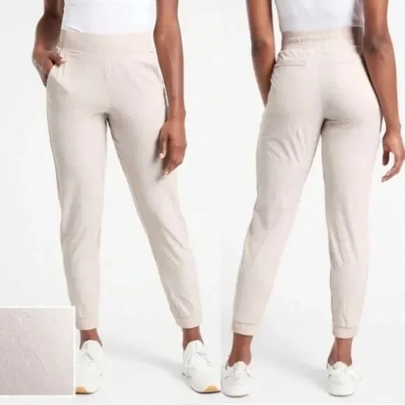 Athleta Brooklyn Textured Jogger in Cream Size 18 - Picture 2 of 16